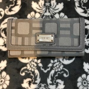 *NEW* NINE WEST wallet